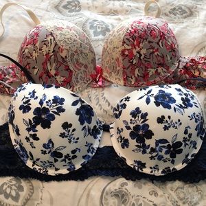 New without tags floral bras.